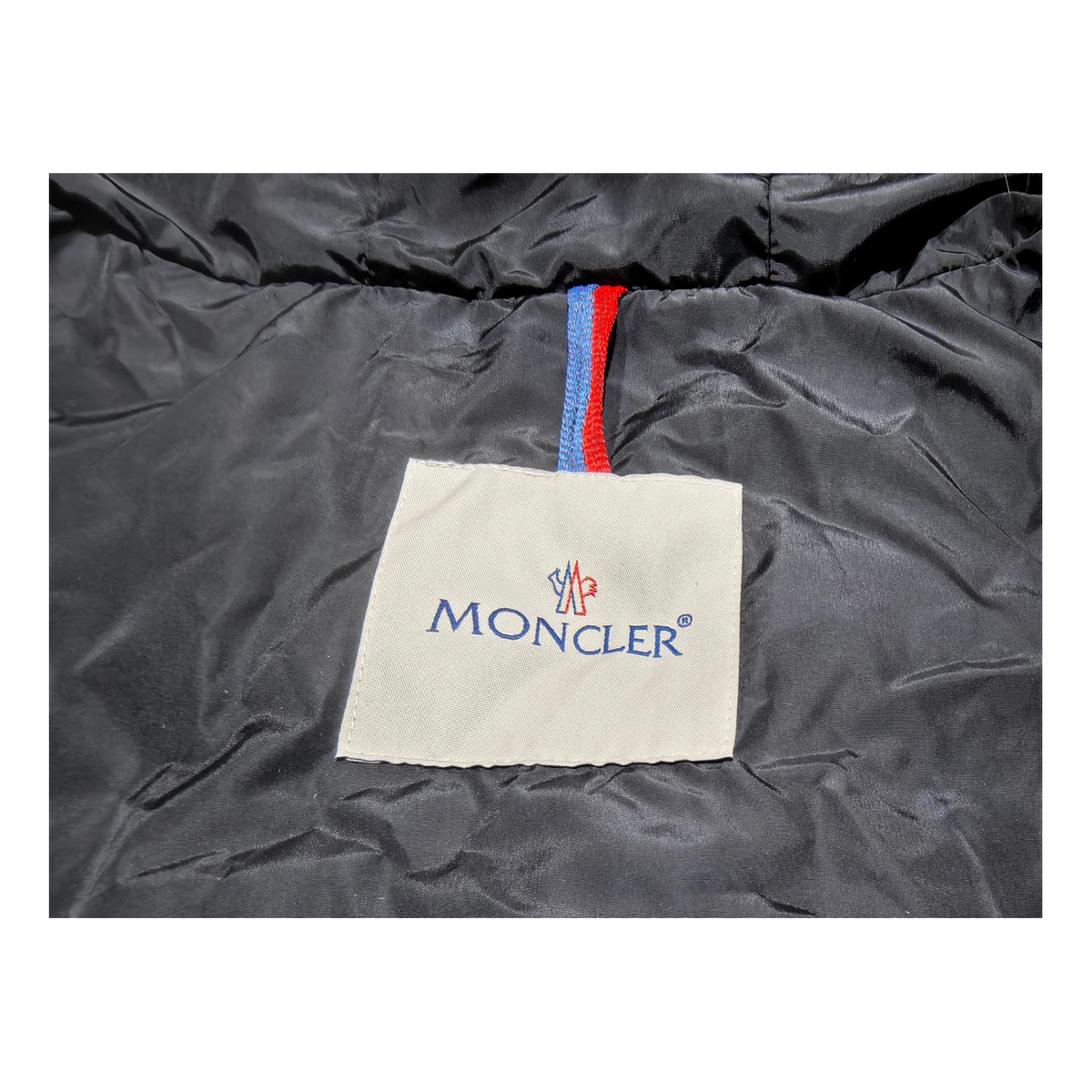 Moncler Four-Pocket Belted Fur-Trim Down Puffer Jacket in Black