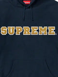 Supreme logo-lettering hoodie