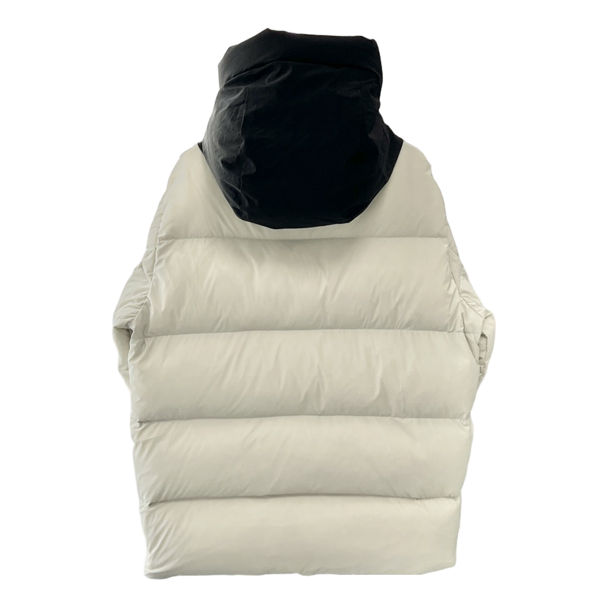 Moncler Colour-Block Down Puffer Jacket with Contrast Hood