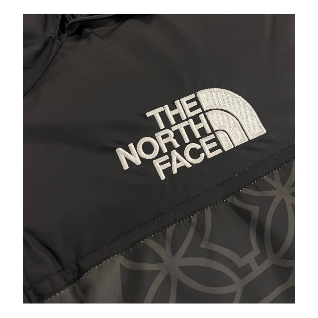The North Face 1996 Nuptse Patterned Down Jacket - Black